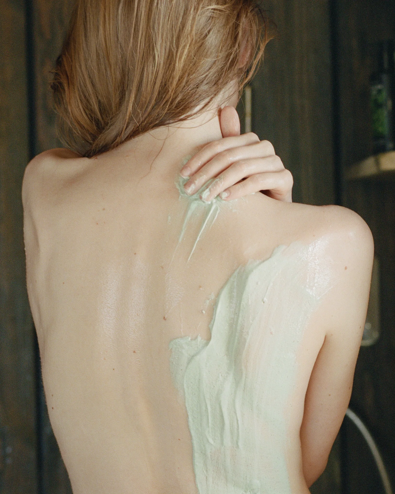 AHA+Mineral Body Peel - Image 4