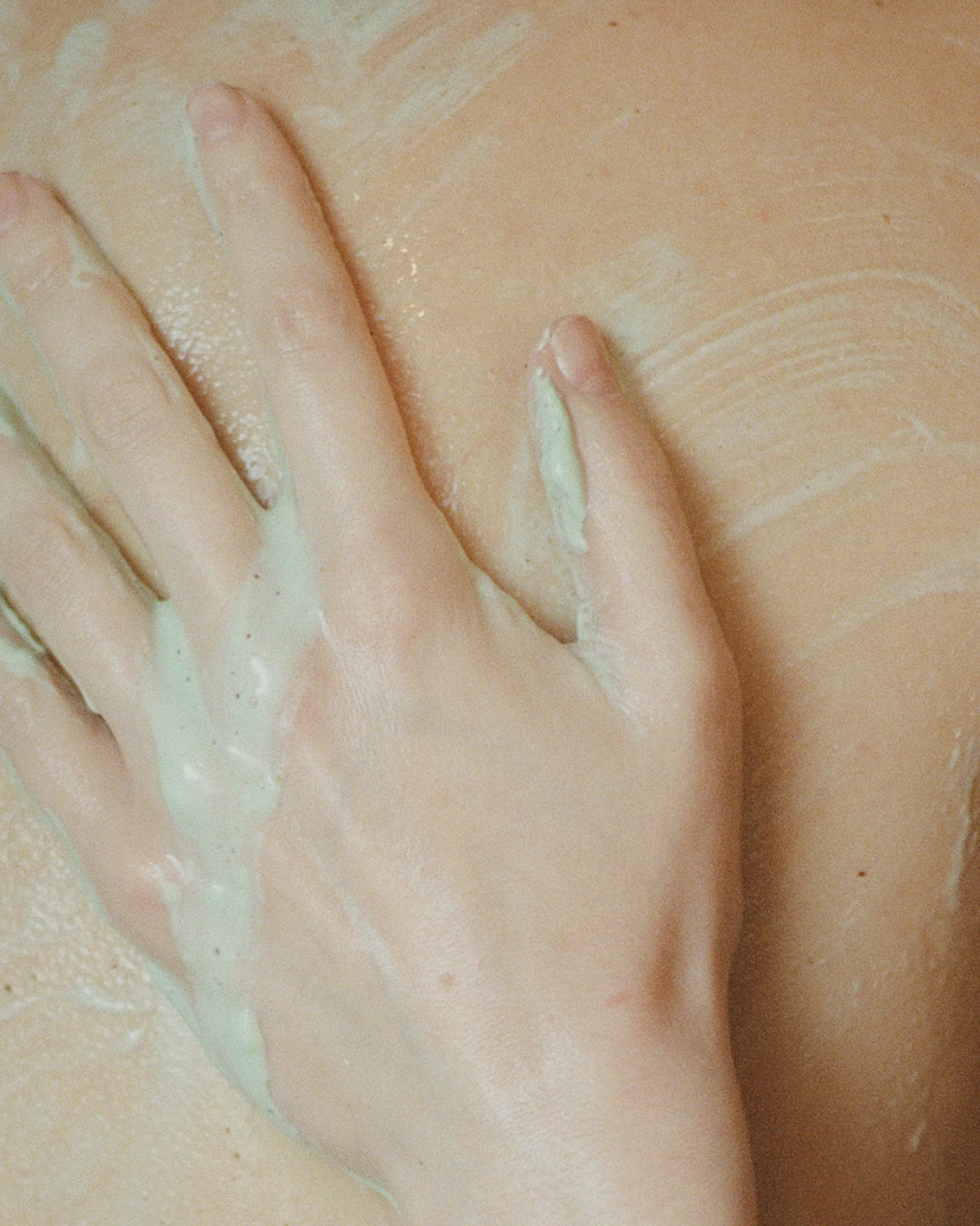AHA+Mineral Body Peel - Image 5
