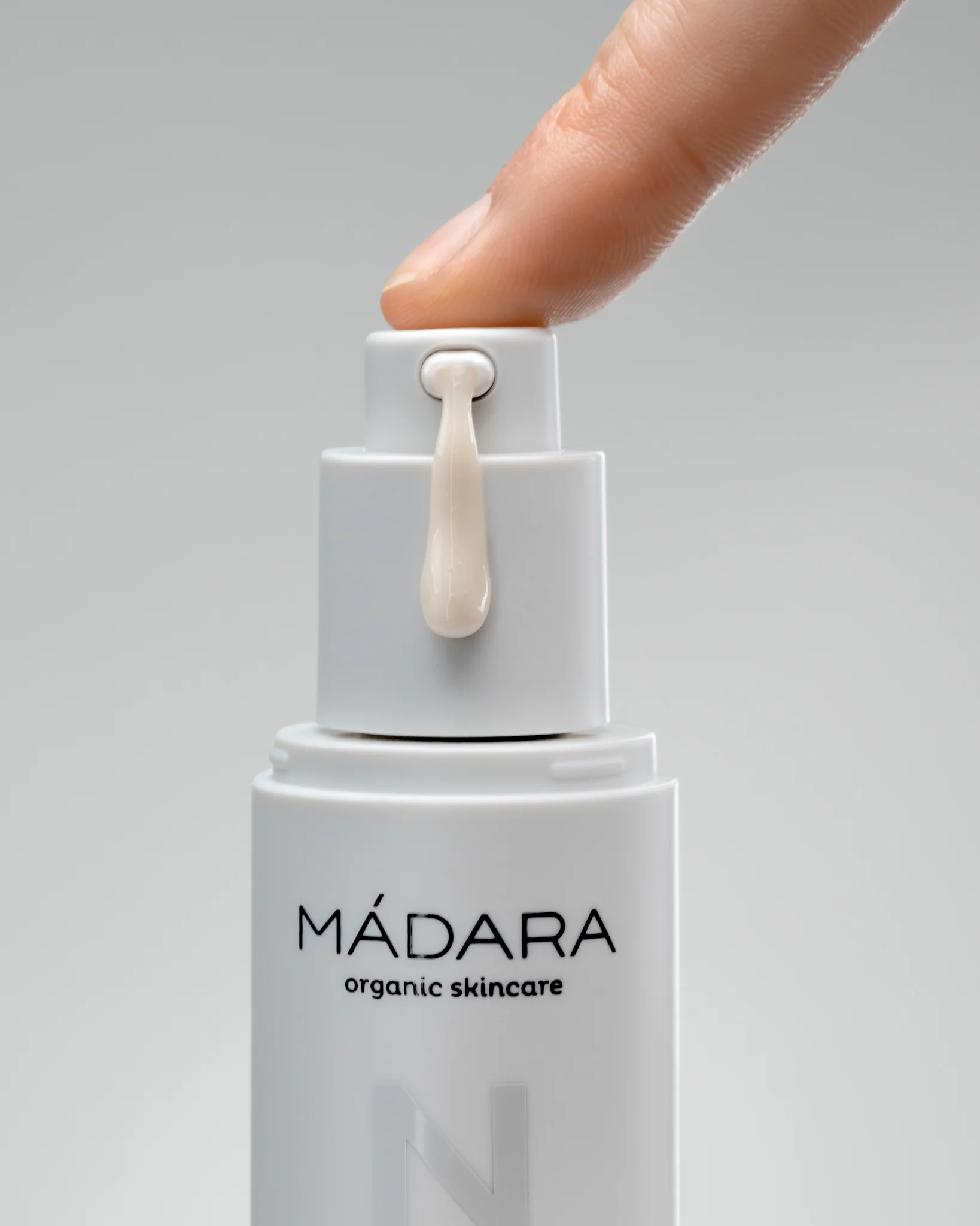 Niacinamide Alternative 5-in-1 Serum - Image 7