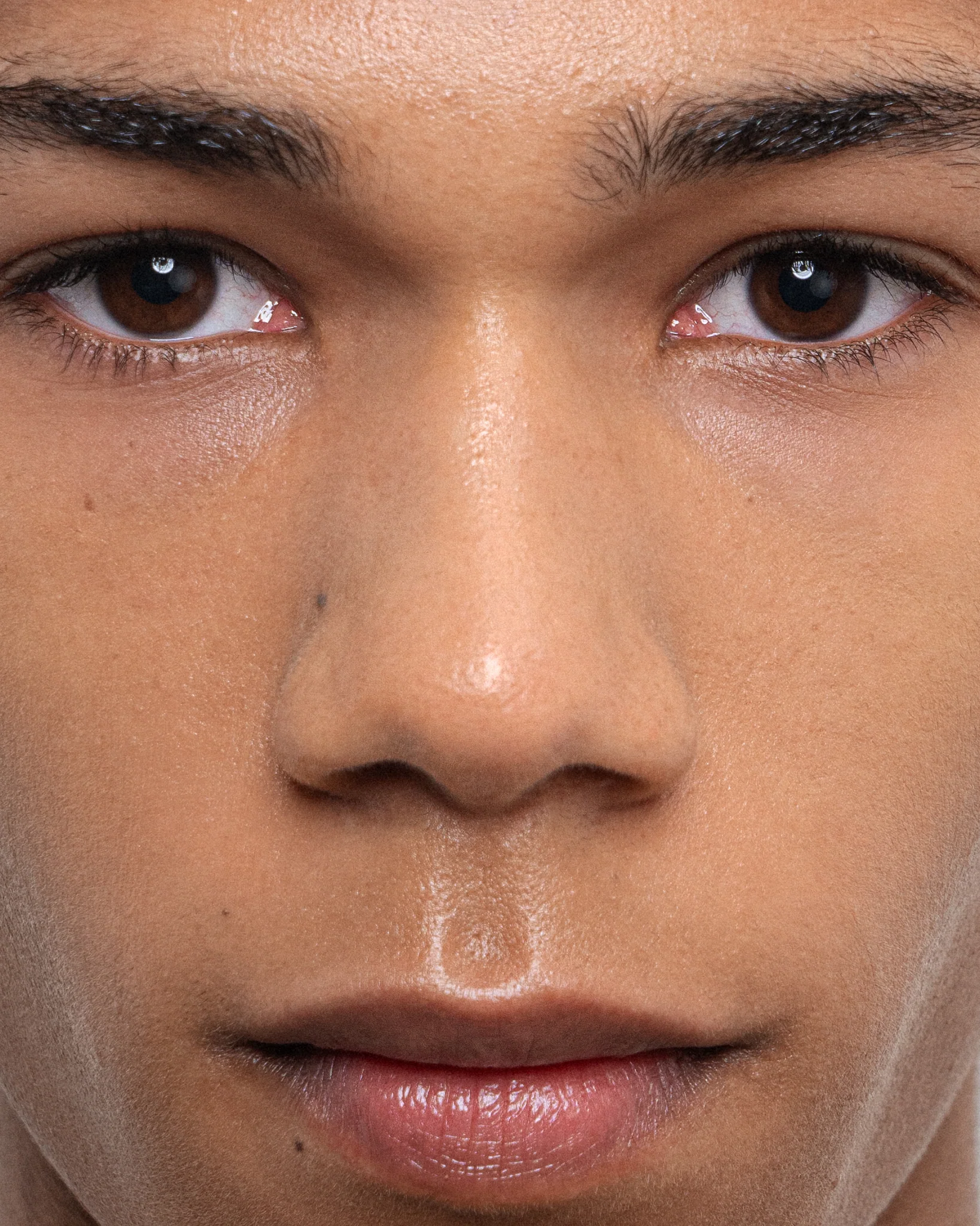 Hyaluron Tinted Serum - Image 11