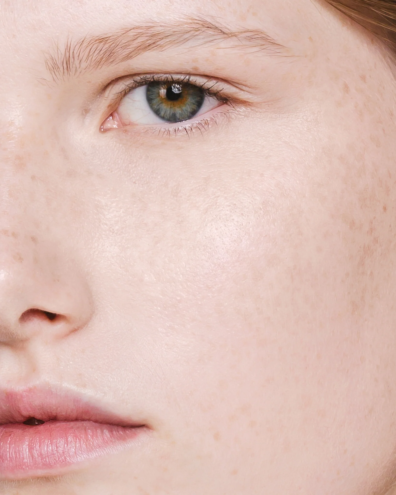 Luminous Perfecting Concealer - Image 68