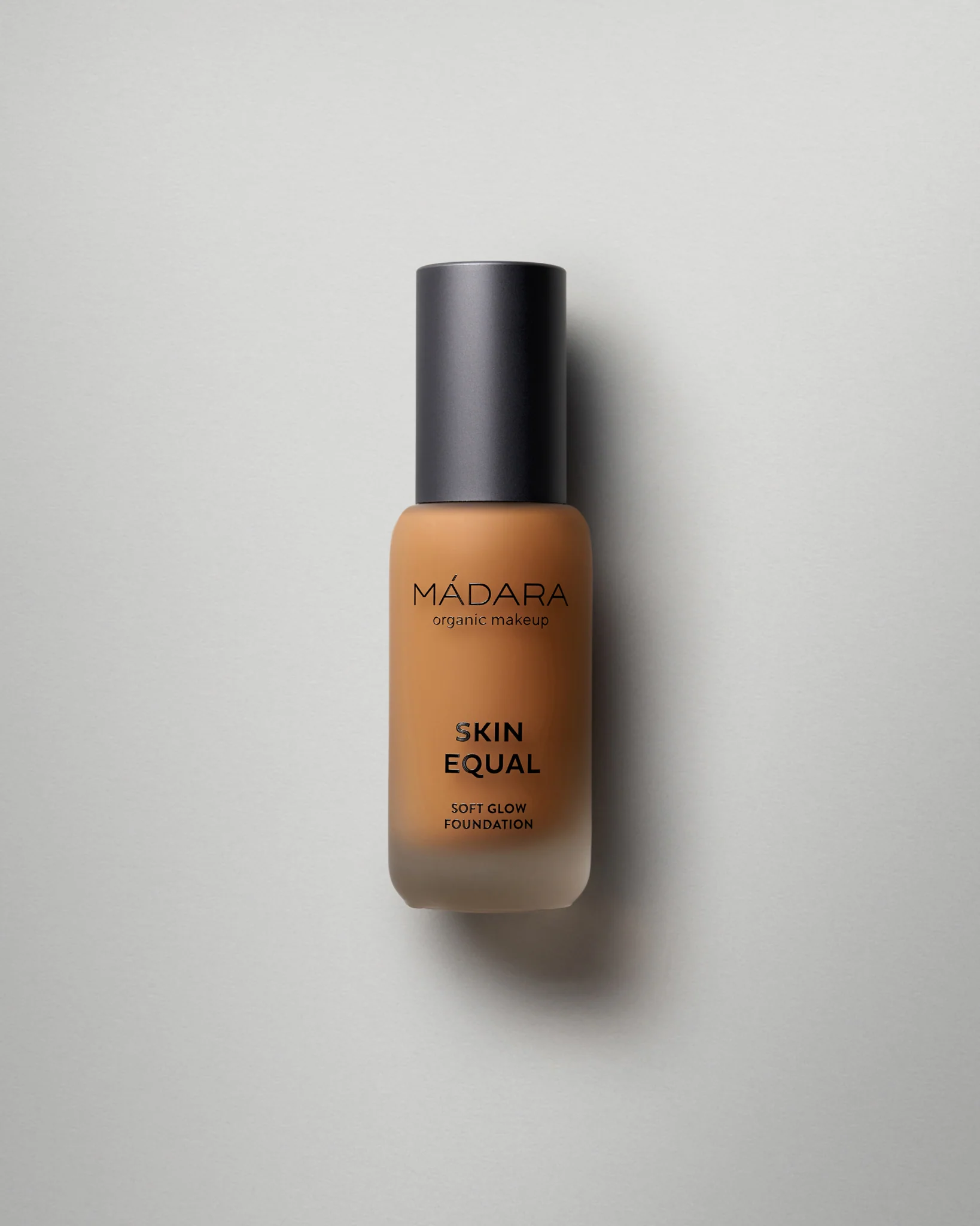 Soft Glow Foundation SPF20 - Image 31