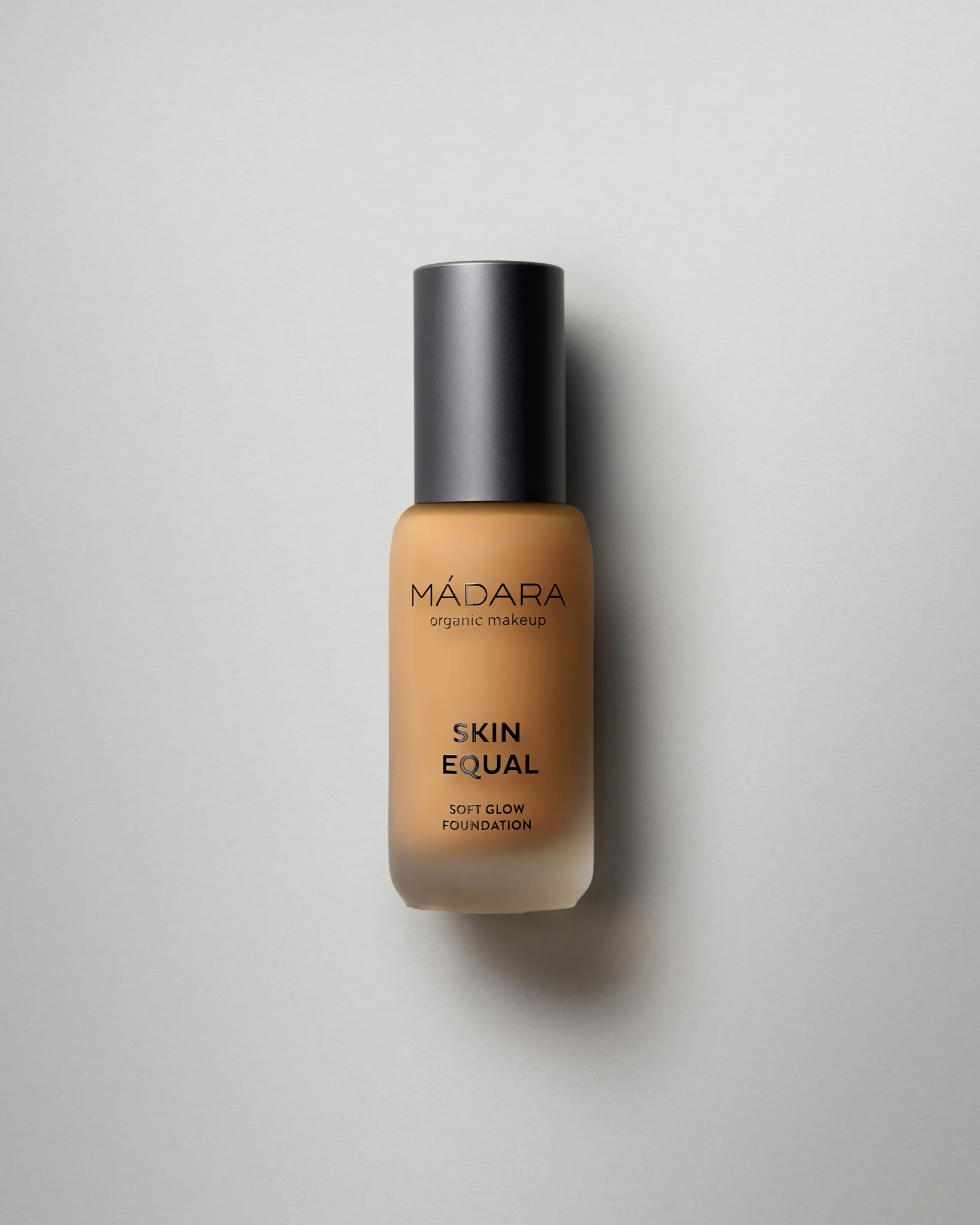 Soft Glow Foundation SPF20 - Image 37