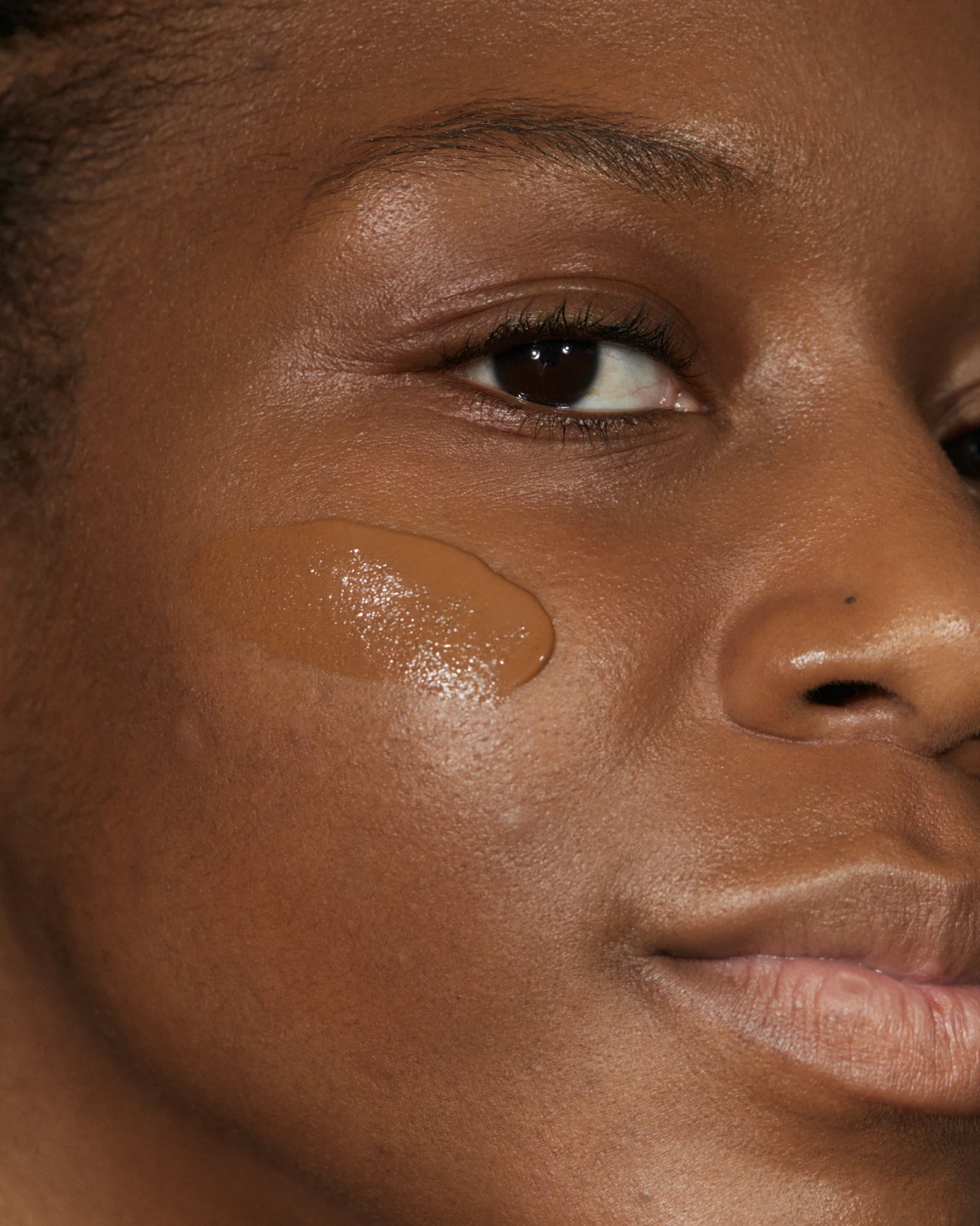 Semi-Matte Peptide Foundation - Image 36