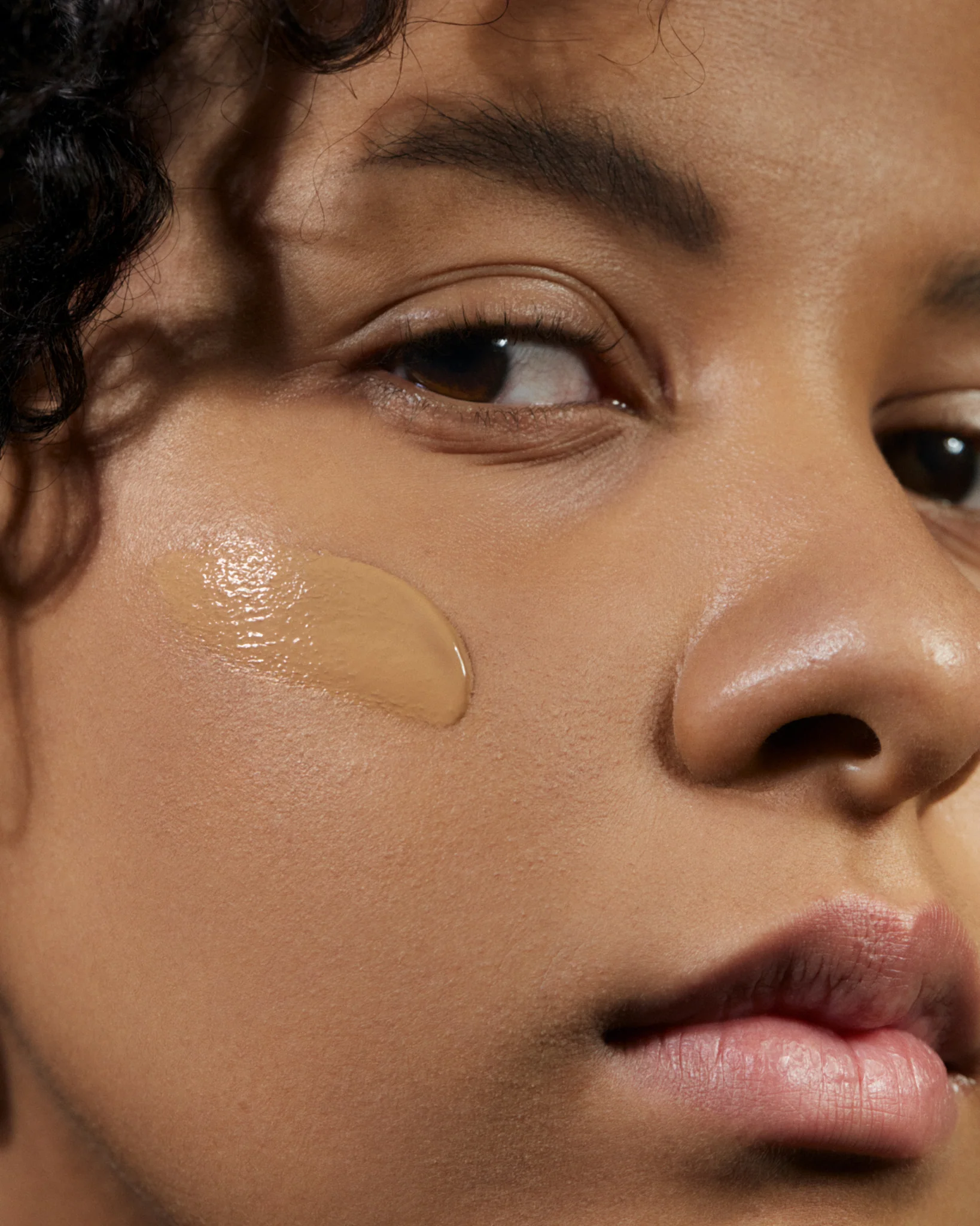 Semi-Matte Peptide Foundation - Image 63