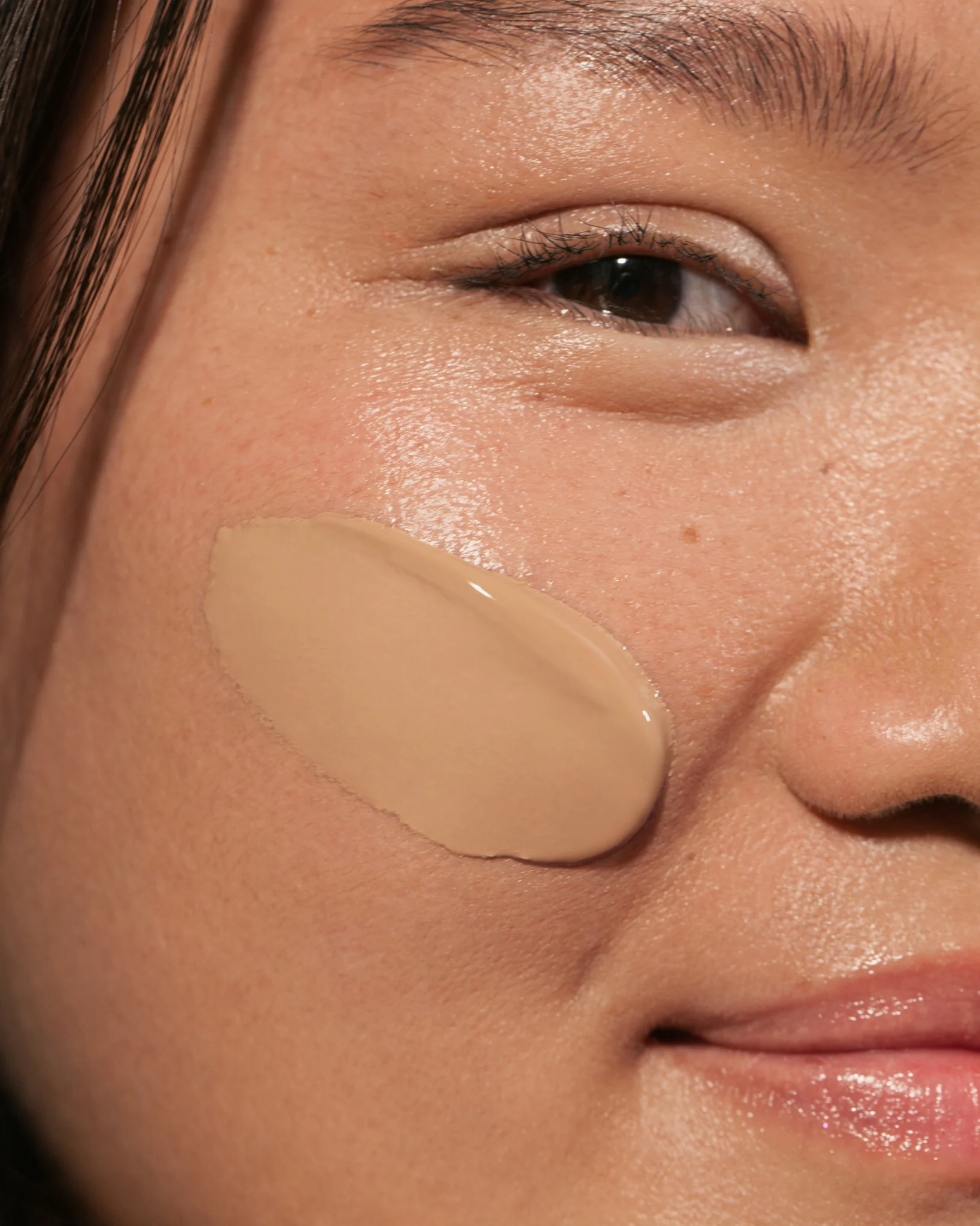Semi-Matte Peptide Foundation - Image 81