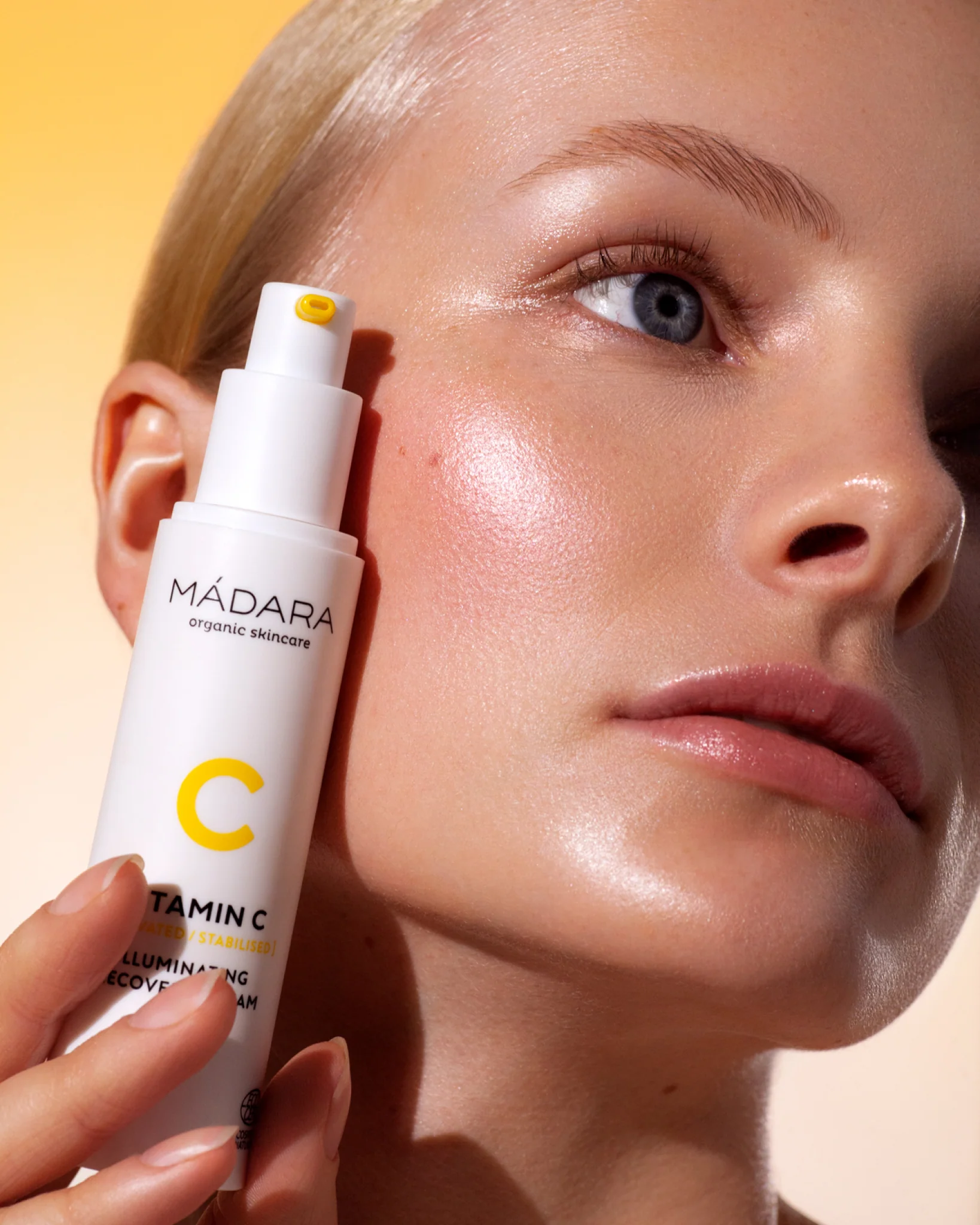 Illuminating Recovery Cream - Image 13