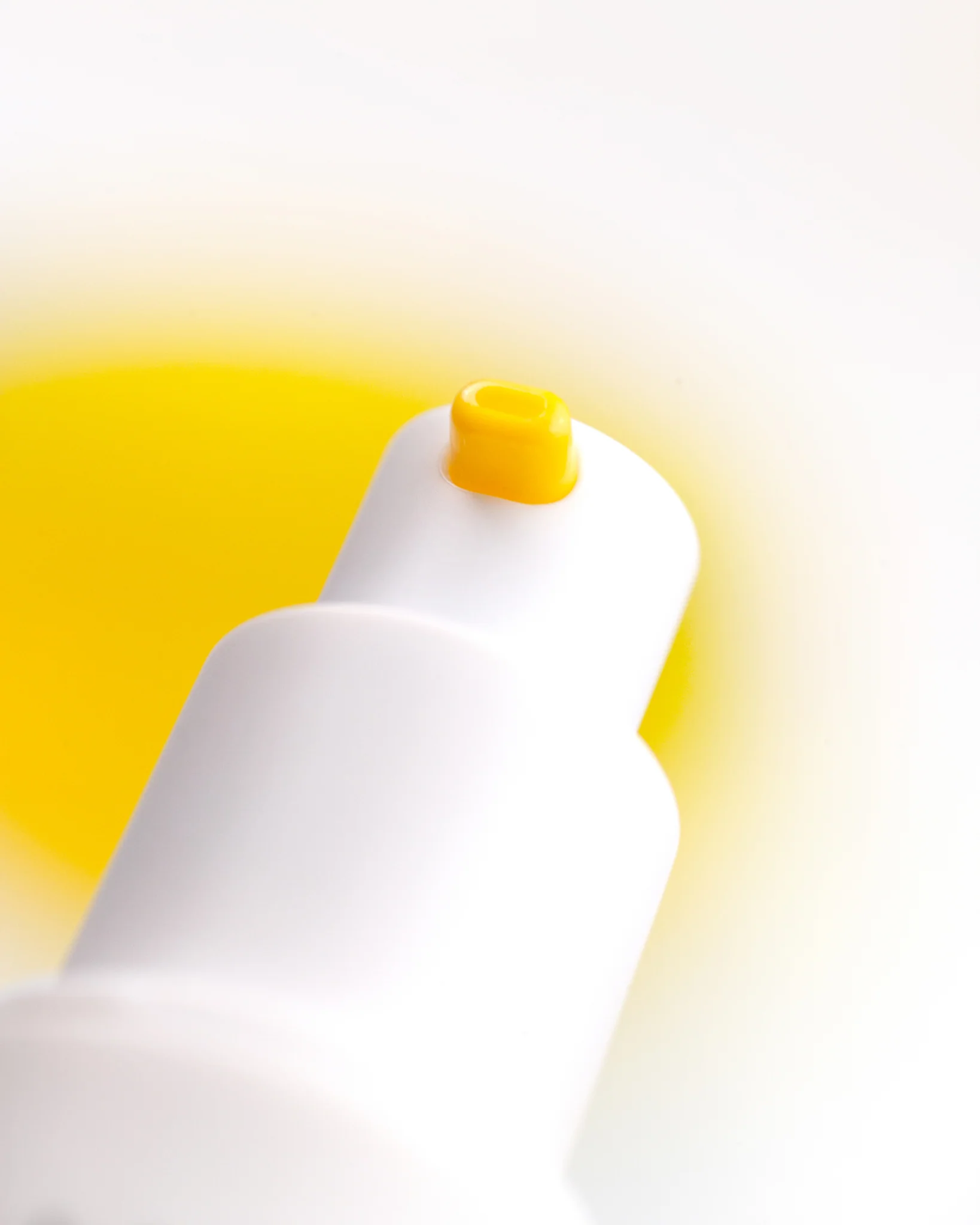 Illuminating Recovery Cream - Image 14